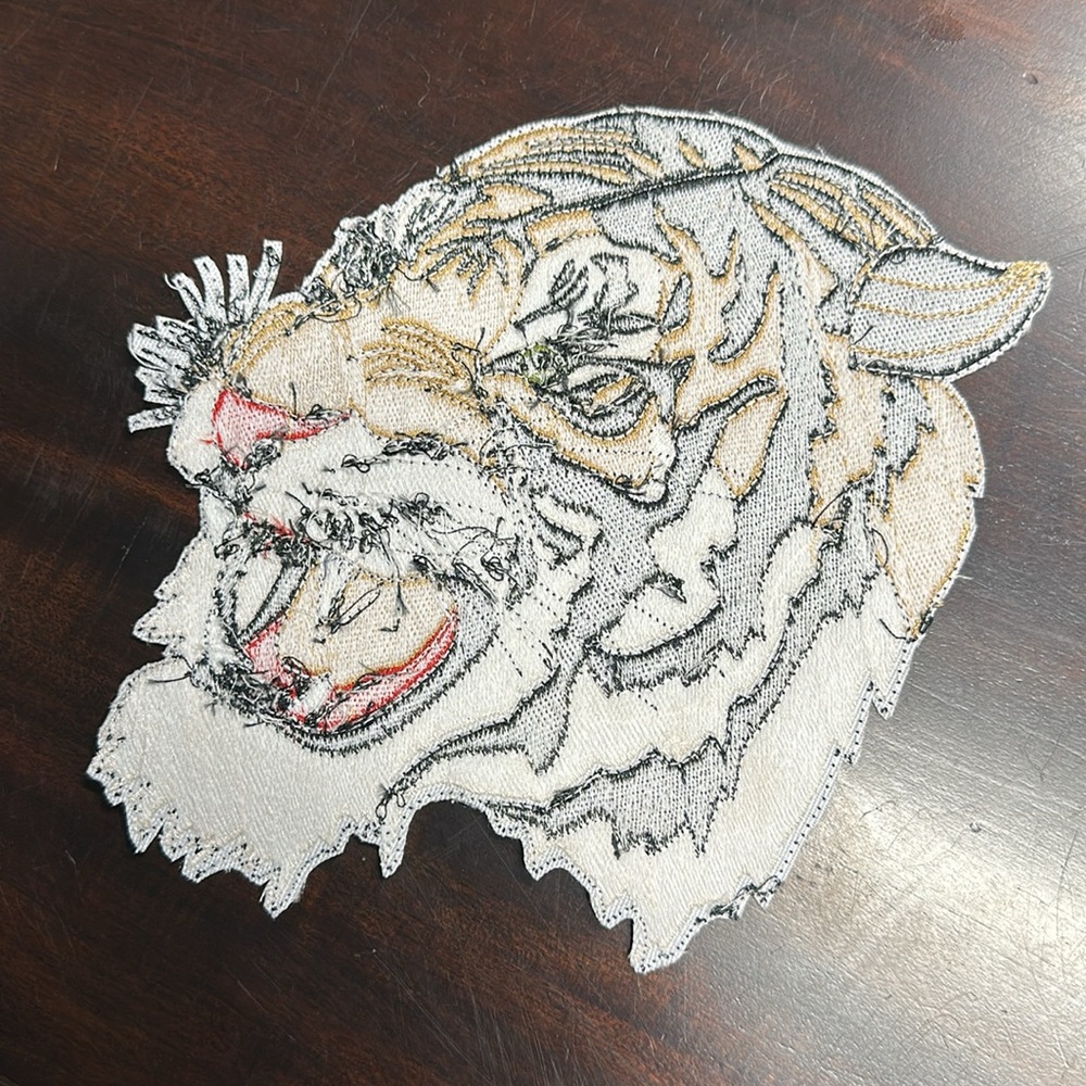 Balmain tiger head patch - Picture 2 of 3